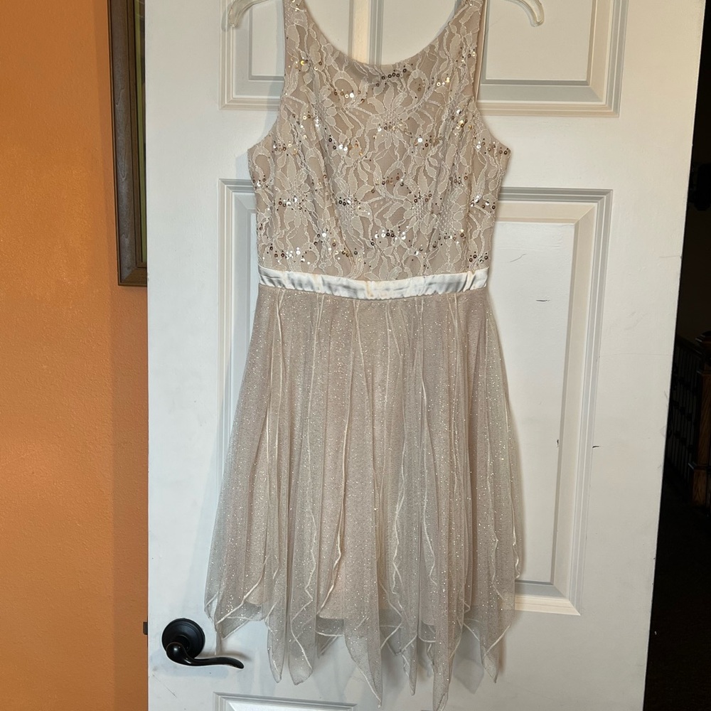 Junior size 9 cocktail dress